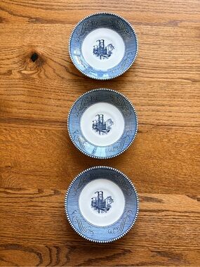 Vintage Currier & Ives “Low Water in the Mississippi"- set of 3 plates- 6 inches